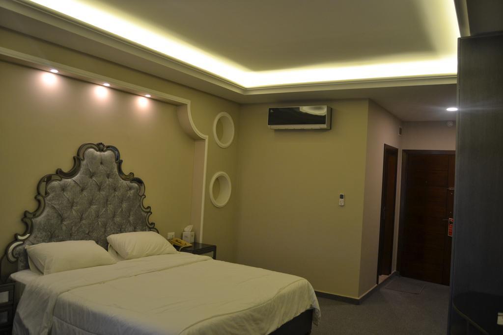 Platinum Hotel Tiro Exterior foto